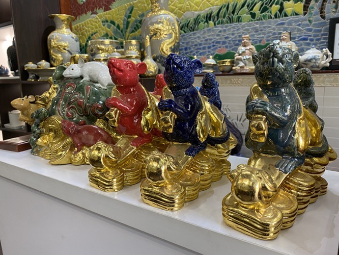 Mice-shaped ceramic products go on sale in Bat Trang Village - ảnh 8