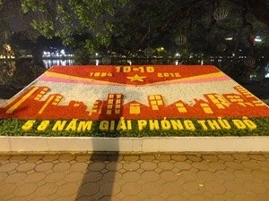 Hanoi  celebrates its 58th Liberation Day - ảnh 1