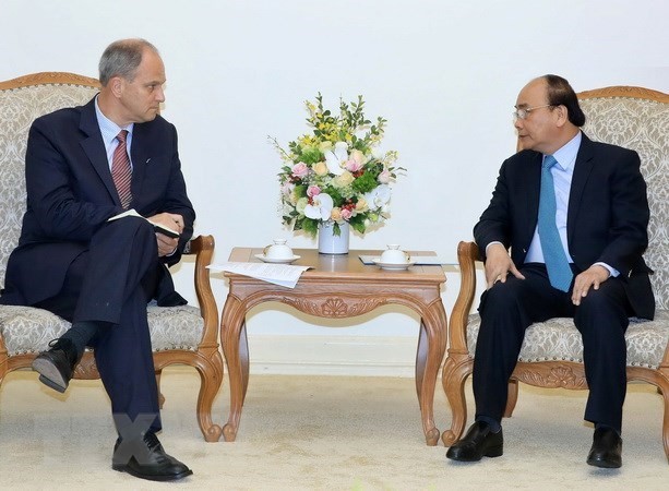 Prime Minister Nguyen Xuan Phuc receives German Ambassador - ảnh 1