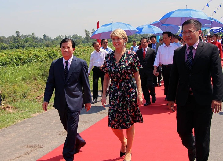 Cao Lanh bridge inaugurated - ảnh 1