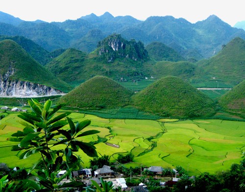 Quan Ba, a heaven of clouds and mountains - ảnh 1