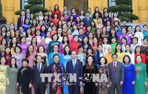 Female NA deputies’ contributions hailed - ảnh 1