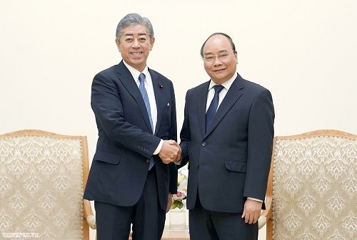 PM meets Japanese Defense Minister - ảnh 1