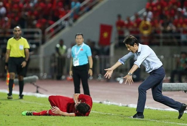 Le Thuy Hai: Thailand coach aims for a psychological blow to Vietnam  - ảnh 1