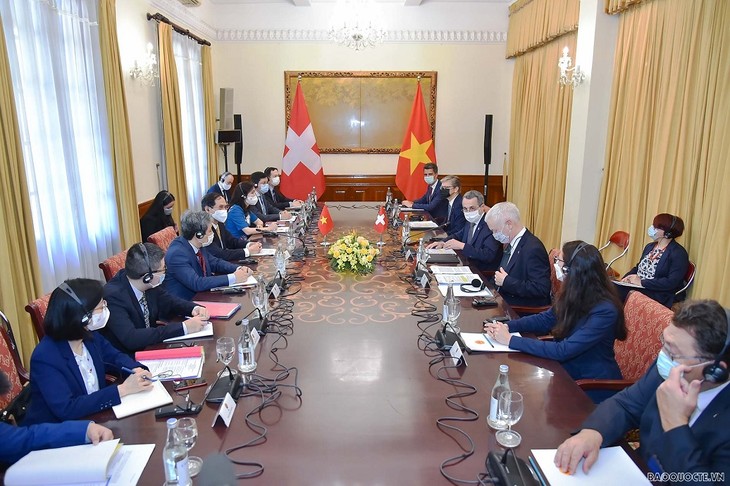 Vietnam, Switzerland deepen mutual trust - ảnh 1