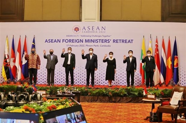 ASEAN Foreign Ministers’ Meeting Retreat opens - ảnh 1