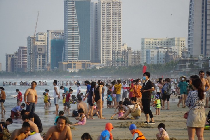 Da Nang tourism rebounds strongly - ảnh 1