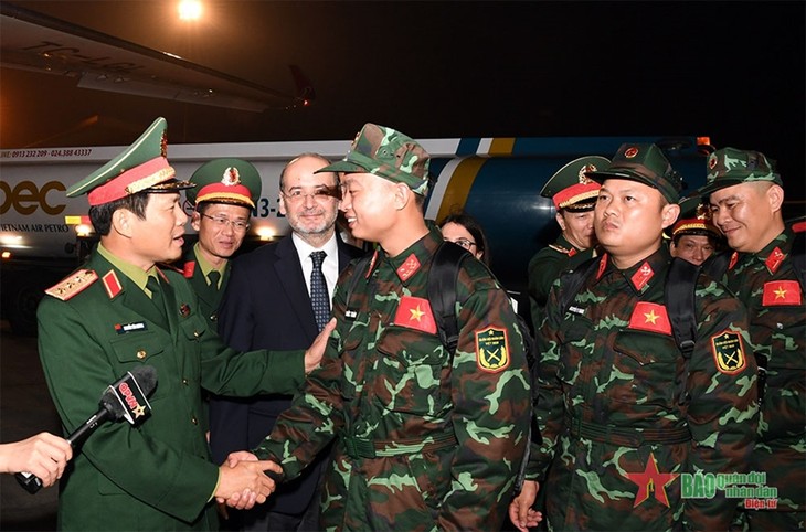 Vietnamese servicemen set off for rescue operations in Turkey - ảnh 1