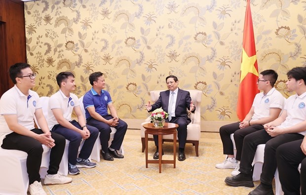 PM receives UAE Minister of State, concludes trip to attend COP28 - ảnh 2