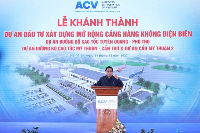 PM attends inauguration ceremonies of four important transport projects - ảnh 1