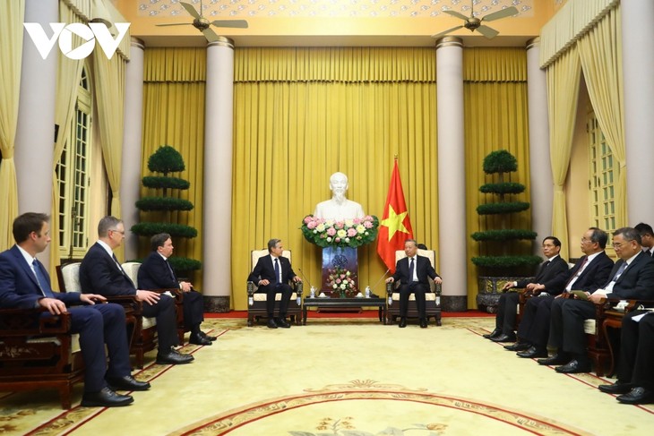 Vietnam considers the US a top partner of strategic importance, says President - ảnh 2