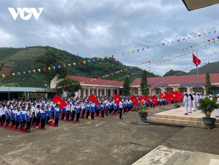 New school year opens - ảnh 1