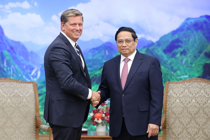 Prime Minister receives SpaceX Senior Vice President - ảnh 1