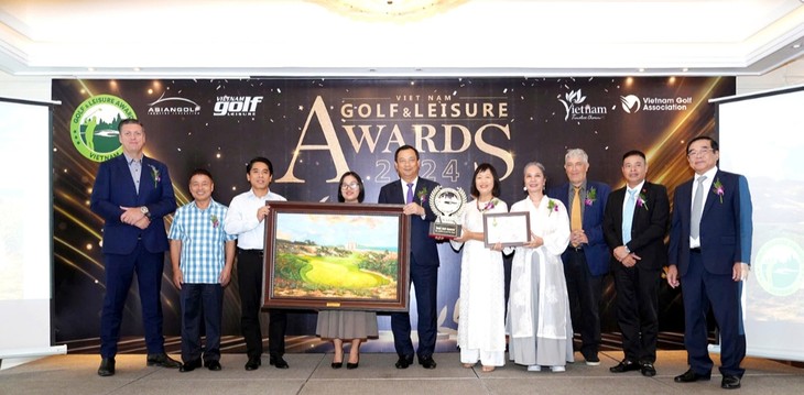 Bluffs Grand Ho Tram named “Best Golf Course in Vietnam 2024” - ảnh 2