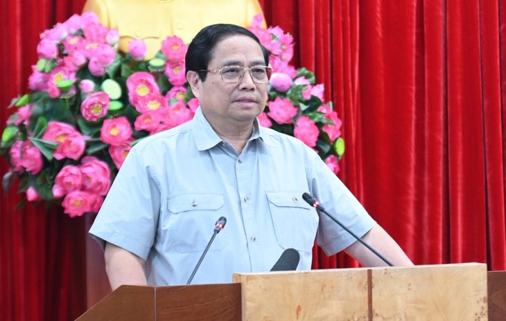 PM urges Binh Duong to fully tap its potential to boost local development - ảnh 1