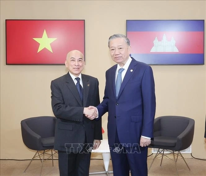 Vietnamese leader To Lam meets with world leaders in Paris - ảnh 2