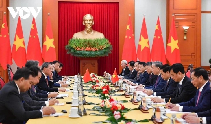 Vietnam, China determined to bring bilateral ties to a new stage of development - ảnh 2