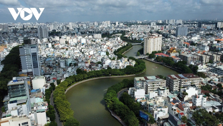 HCMC aims to achieve GDP growth of 7.5% this year - ảnh 1