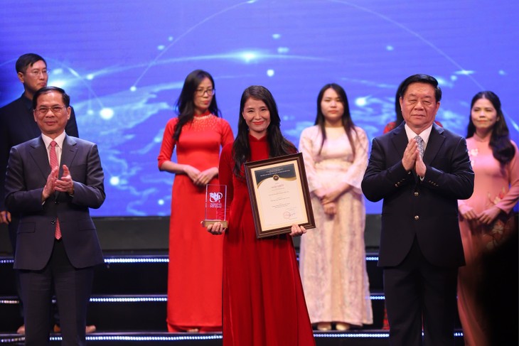 VOV wins 1st Prize at 10th National External Information Service Awards - ảnh 2