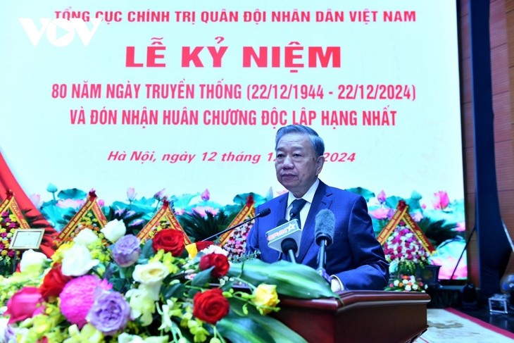 Party leader hails General Department of Politics’ role in military political affairs - ảnh 1