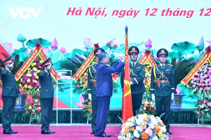 Party leader hails General Department of Politics’ role in military political affairs - ảnh 2