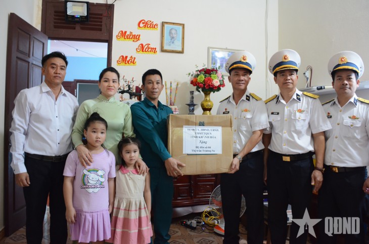 Tet festivities on Truong Sa islands - ảnh 1