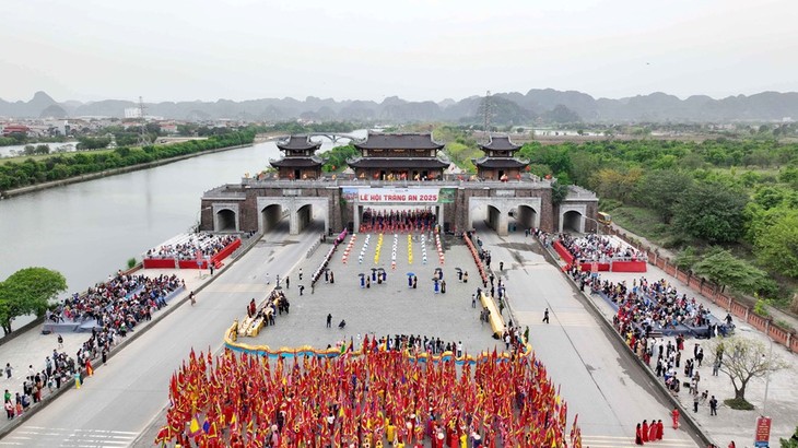 Trang An Festival 2025 brings Vietnam’s spirit to life through art and ritual - ảnh 1