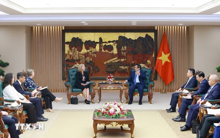 PM calls for WB’s assistance for large scale infrastructure projects - ảnh 2