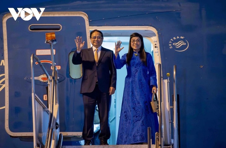 PM arrives in Rio de Janeiro for expanded BRICS summit, bilateral activities in Brazil - ảnh 1