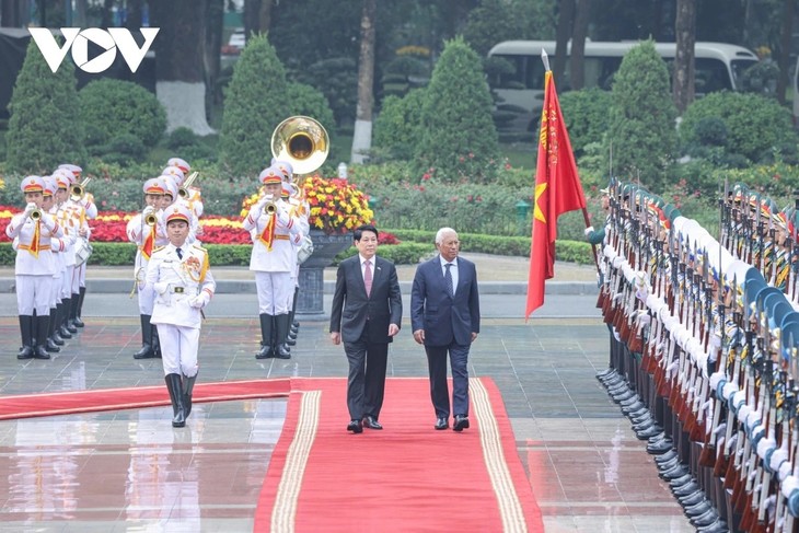 Vietnam, EU issue Joint Statement on upgrading relations to Comprehensive Strategic Partnership - ảnh 2