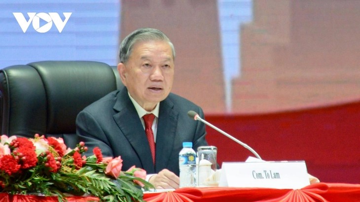 Vietnamese Party leader briefs Laos on outcomes of the 14th National Party Congress - ảnh 1