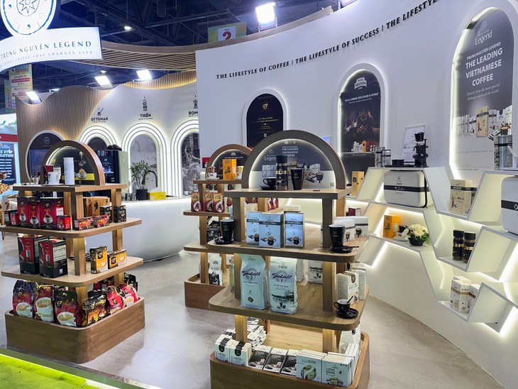 Vietnamese firms promote coffee and food at India trade fair - ảnh 1