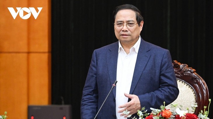 Prime Minister calls for strengthening defense industry - ảnh 2