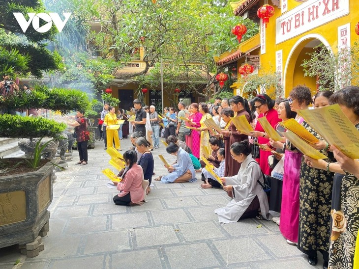 Religious freedom in Vietnam clearly reflected in figures - ảnh 1