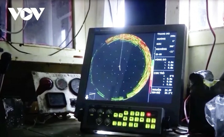 Quang Ngai fishermen adopt technology, say no to IUU fishing - ảnh 3