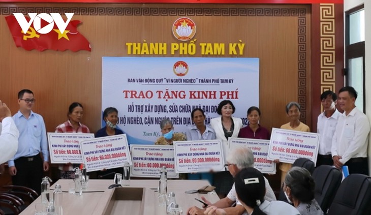 Tập đoàn BIN Corporation và VOV miền Trung hỗ trợ kinh phí xây dựng 6 ngôi nhà tặng hộ nghèo - ảnh 1