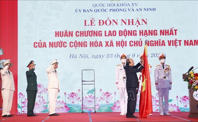 Chủ tịch nước, Chủ tịch Quốc hội dự Lễ kỷ niệm 30 năm ngày thành lập Ủy ban Quốc phòng và An ninh của Quốc hội - ảnh 1