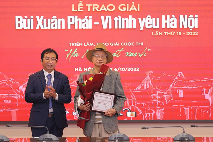 Đạo diễn Trần Văn Thủy nhận Giải thưởng lớn - Giải thưởng Bùi Xuân Phái - ảnh 1