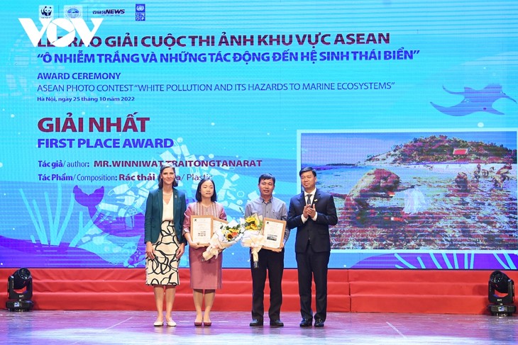 Trao Giải báo chí “Giảm ô nhiễm nhựa đại dương” và cuộc thi ảnh khu vực ASEAN về ô nhiễm trắng tác động đến hệ sinh thái biển  - ảnh 1