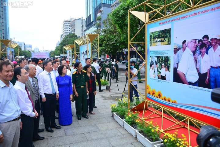 Triển lãm ảnh về thân thế, cuộc đời và sự nghiệp của Thủ tướng Võ Văn Kiệt - ảnh 1