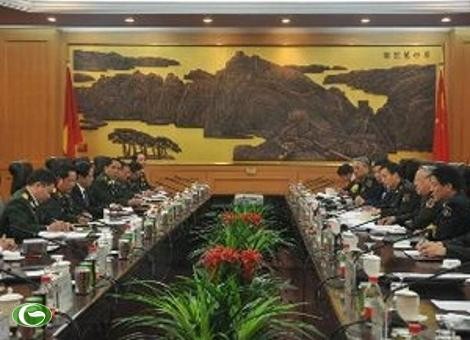 Vietnam, China strengthen army ties - ảnh 1