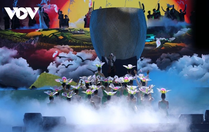 2026년 반(Ban) 꽃 축제 개최… 관광객을 위한 다채로운 볼거리 마련 - ảnh 3