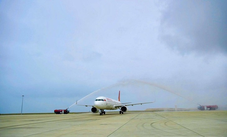 냐짱-푸꾸옥, 두 인기 관광지 잇는 직항 노선 개설 - ảnh 1