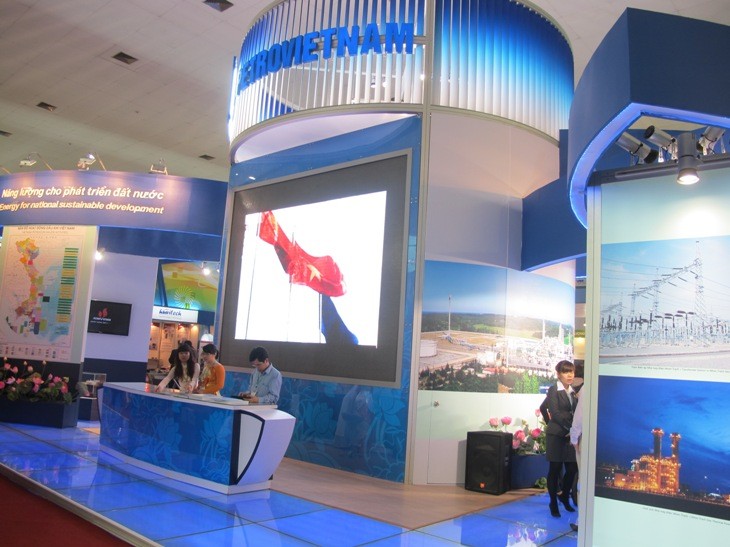 Inauguran la Feria comercial internacional Vietnam Expo 2012 - ảnh 1