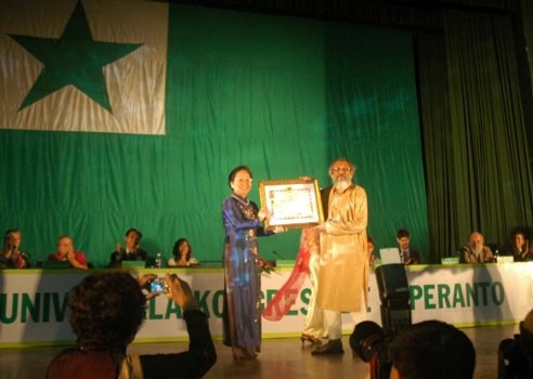 Inauguran en Hanoi el 97 Congreso global de Esperanto  - ảnh 1