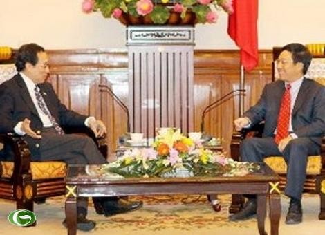 Vietnam y Singapur estrechan relaciones de cooperación - ảnh 1