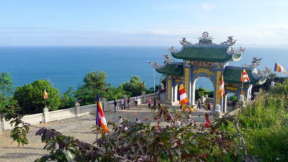 Linh Ung-Bai But, pagoda singular de Da Nang - ảnh 1