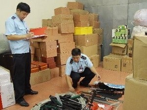 Comparten experiencias sobre gestión de productos sensibles en Vietnam - ảnh 1