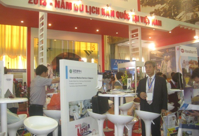 Feria turística internacional de Vietnam 2013 hacia fines comerciales  - ảnh 1