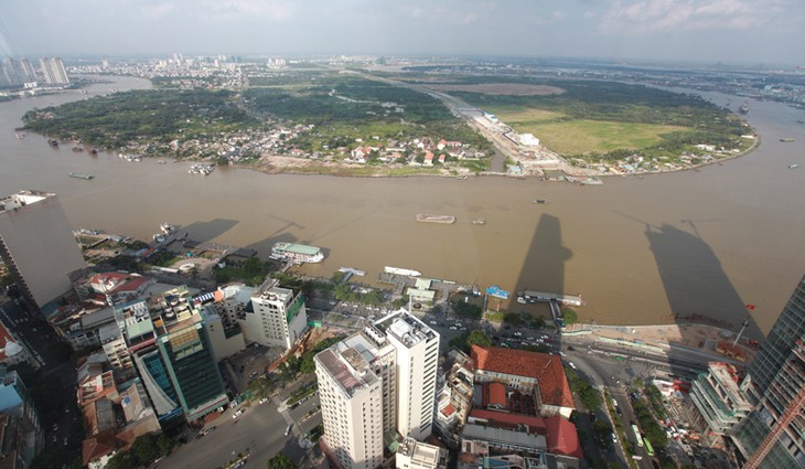 Torre Bitexco, símbolo de prosperidad y dinamismo de Ciudad Ho Chi Minh - ảnh 4